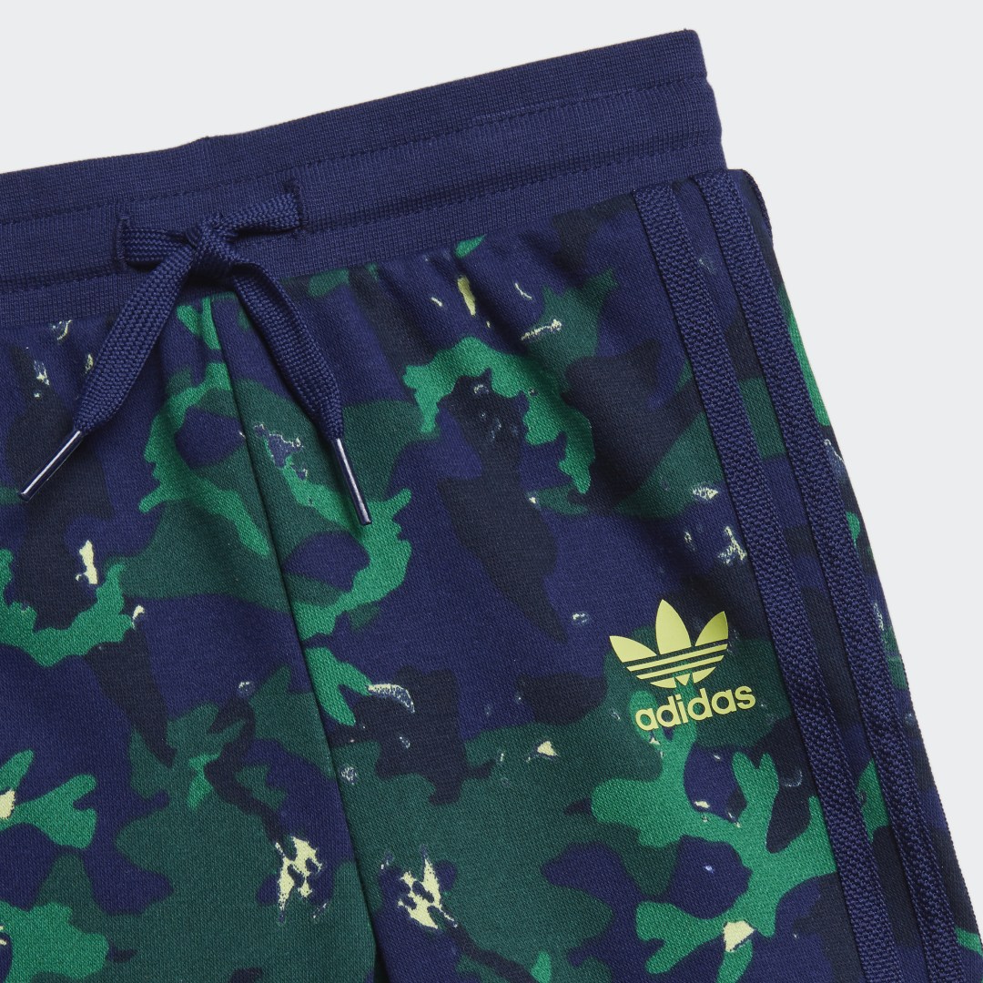 фото Комплект: джемпер и брюки camo print adidas originals