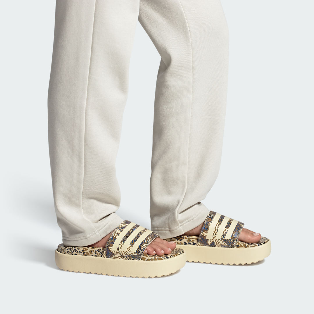 adidas Sandalias Adilette con Plataforma Mujer, Crystal sand/crystal sand/crystal sand
adidas Sandalias Adilette con Plataforma Mujer, Crystal sand/crystal sand/crystal sand