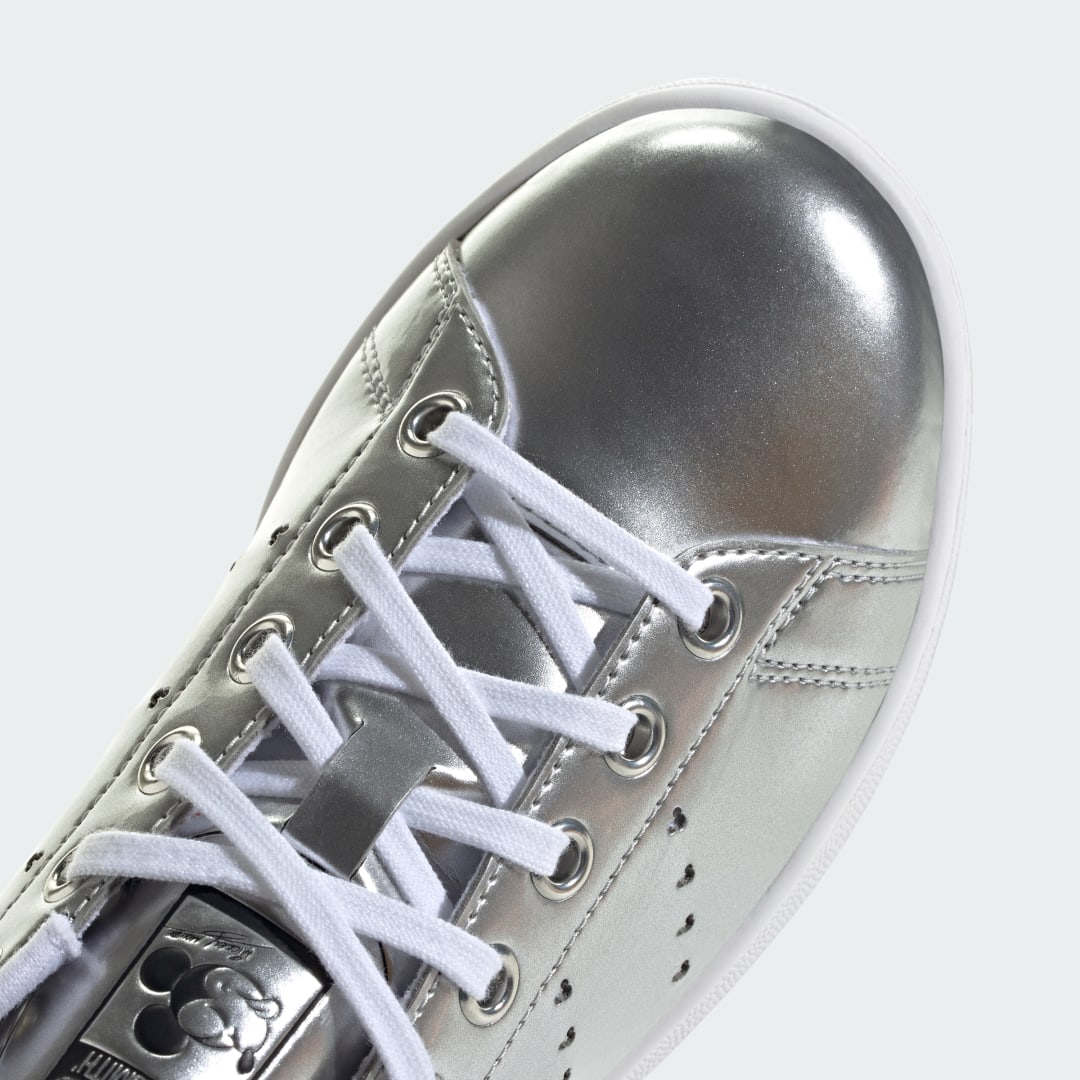 adidas Tenis Adidas Originals x Disney Mickey Stan Smith Jóvenes Niño, Plata gris/negro/blanco
adidas Tenis Adidas Originals x Disney Mickey Stan Smith Jóvenes Niño, Plata gris/negro/blanco