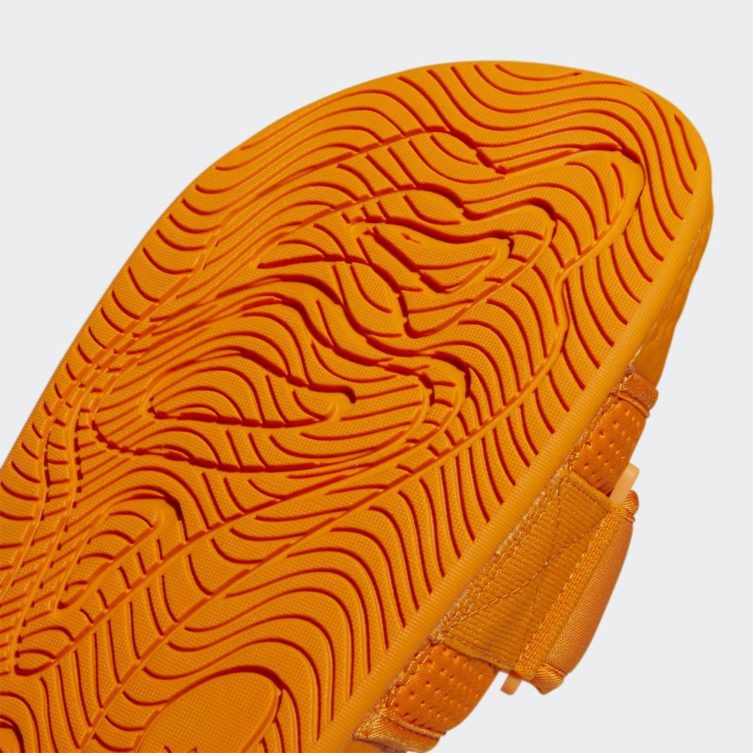 фото Шлепанцы pharrell williams boost adidas originals