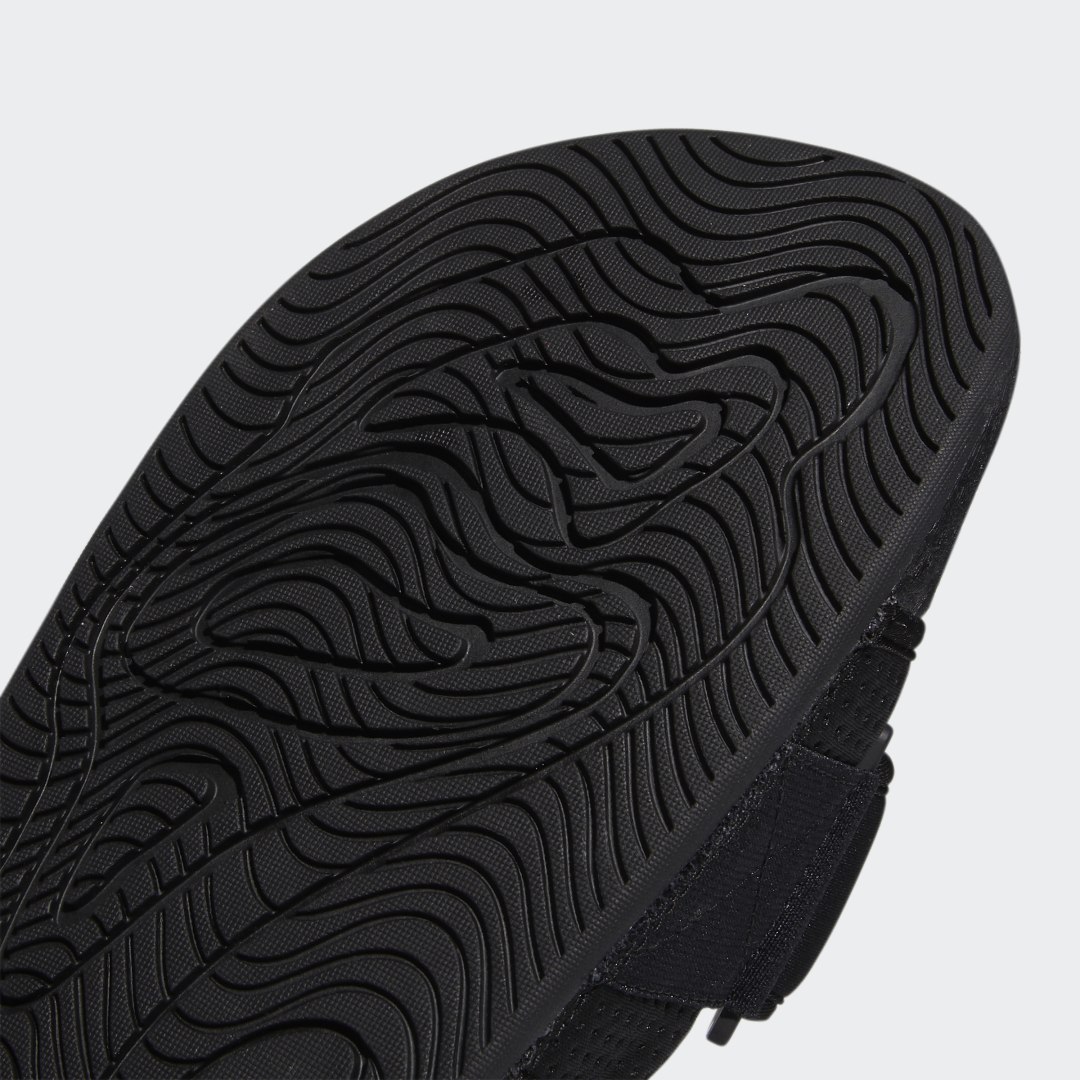 фото Шлепанцы pharrell williams boost adidas originals