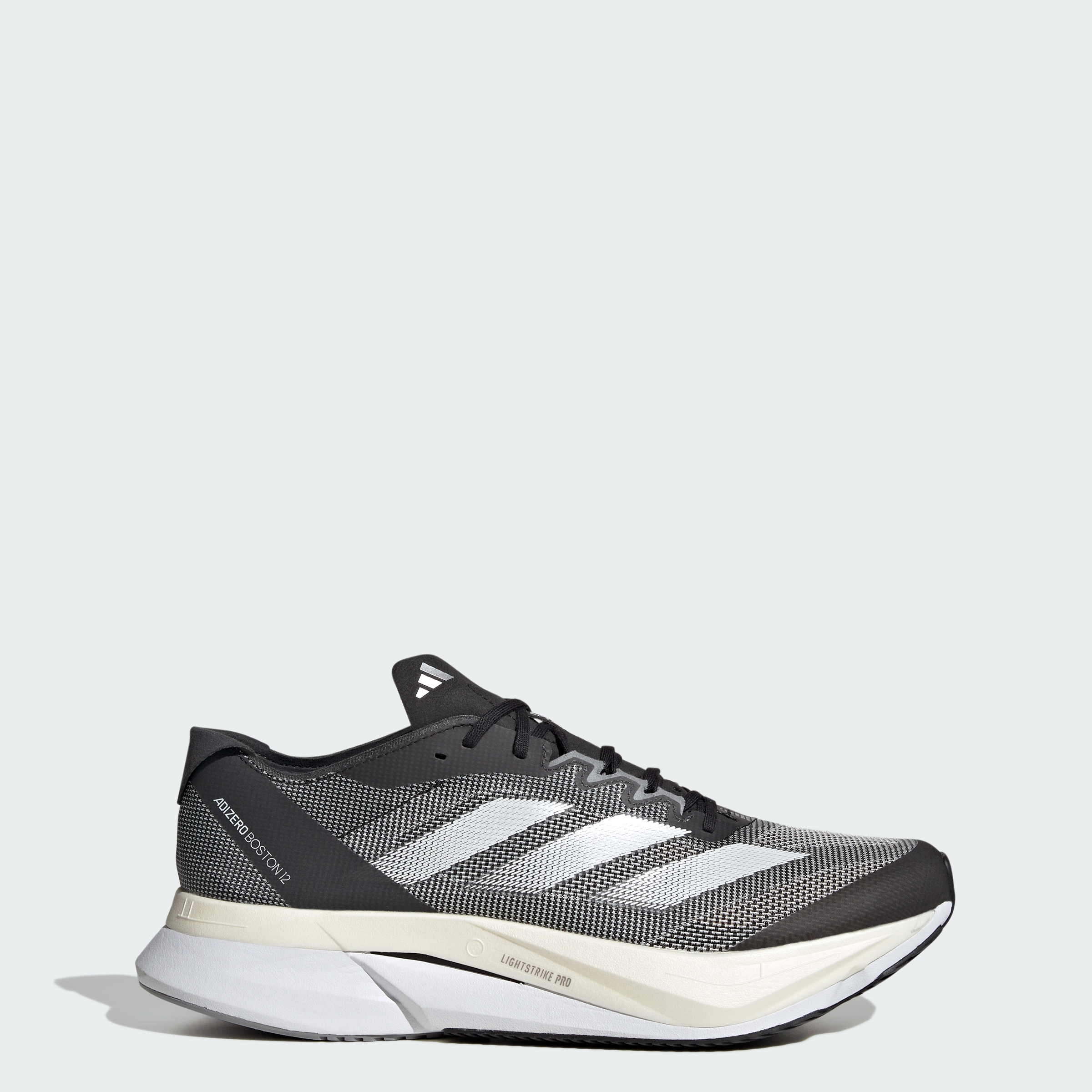 Core Black / Cloud White / Carbon