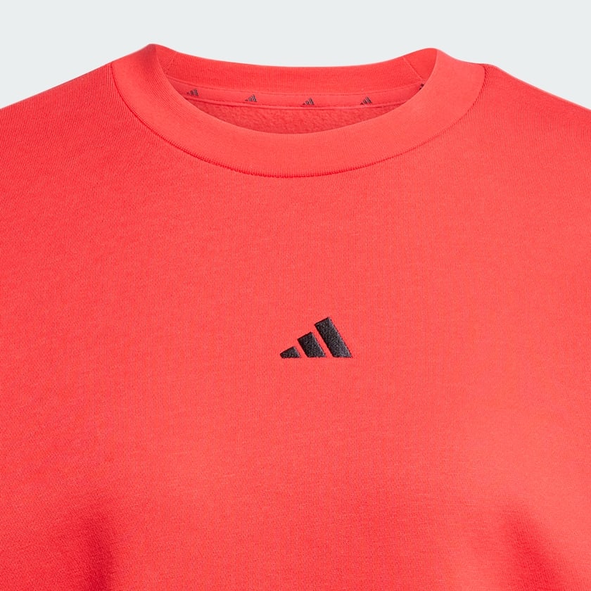 Red Essentials Small Logo Feelcozy Sweatshirt