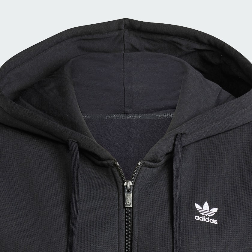 Schwarz Essentials Fleece Kapuzenjacke