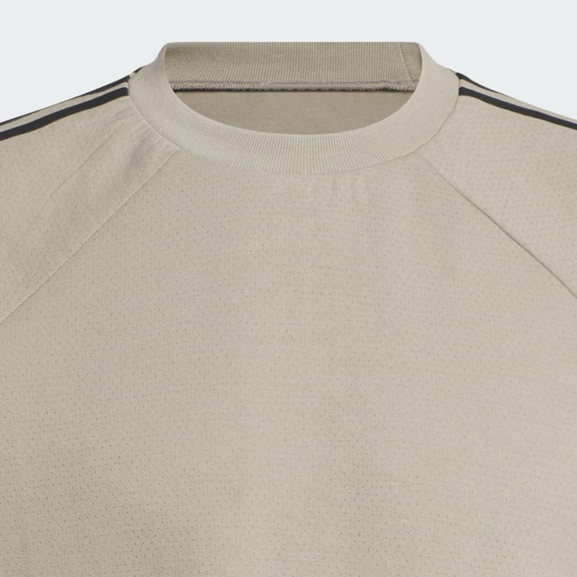 Beige Sudadera adidas de básquet de manga corta (Unisex)