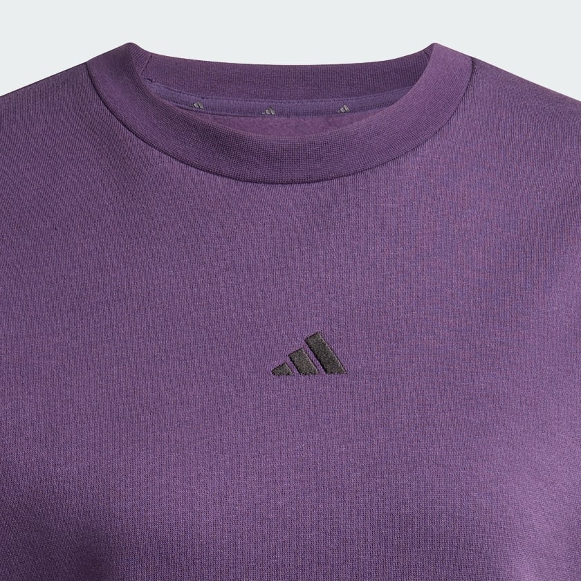 Essentials Small Logo Feelcozy Sweatshirt