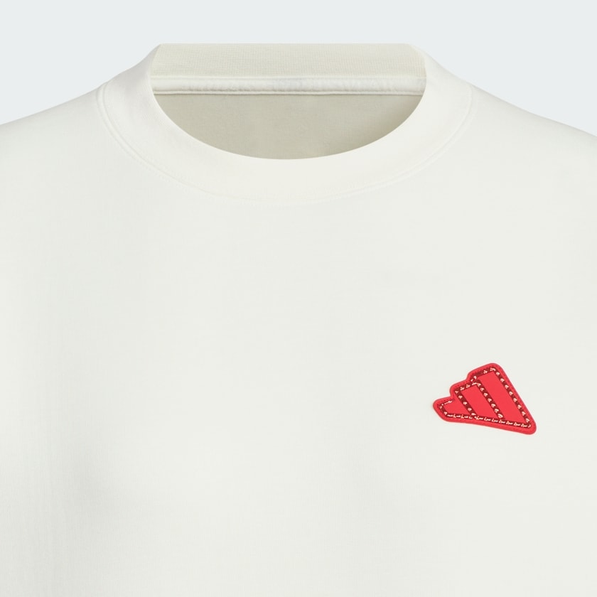 สีขาว สเวตเตอร์คอกลม CNY