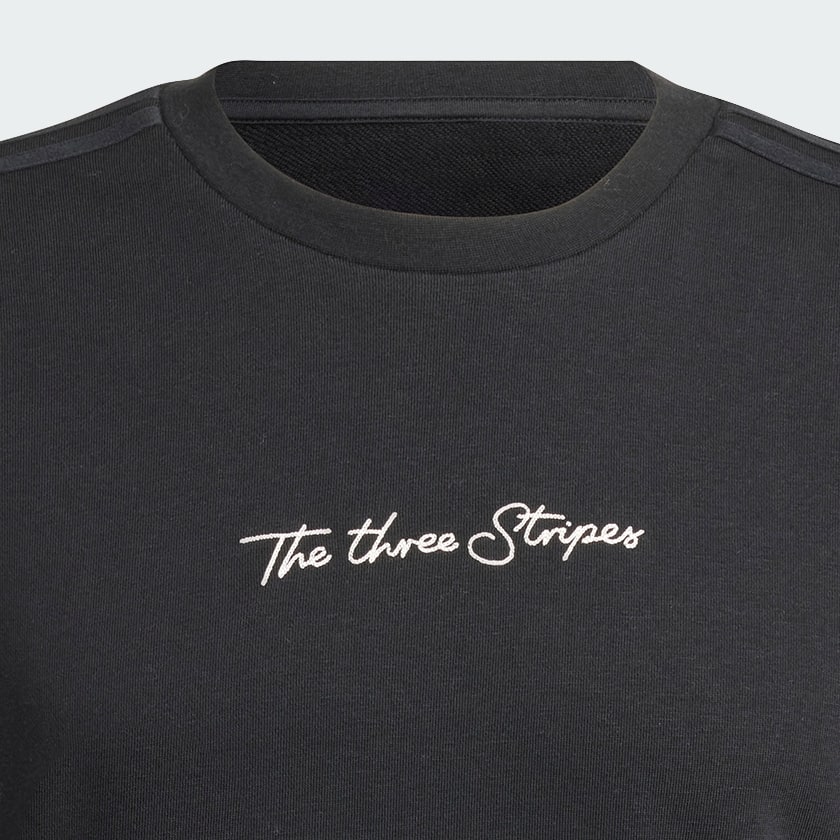 Đen Áo Thun Graphic Modern Classics