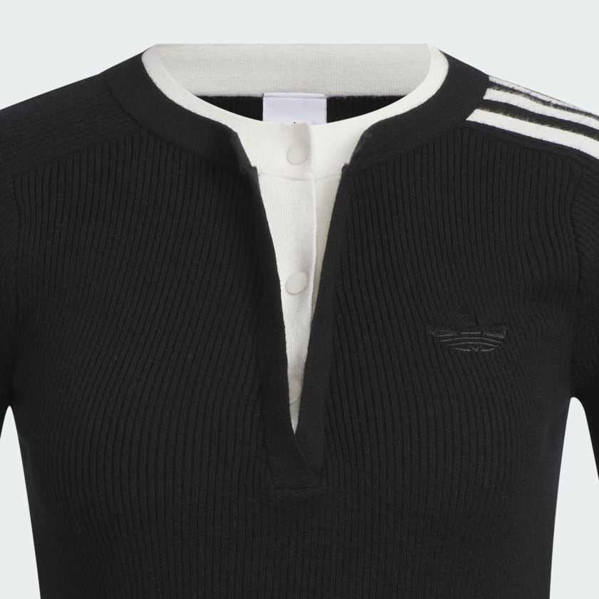 Black 프리미엄 3-스트라이프 버튼 크루 스웨트셔츠