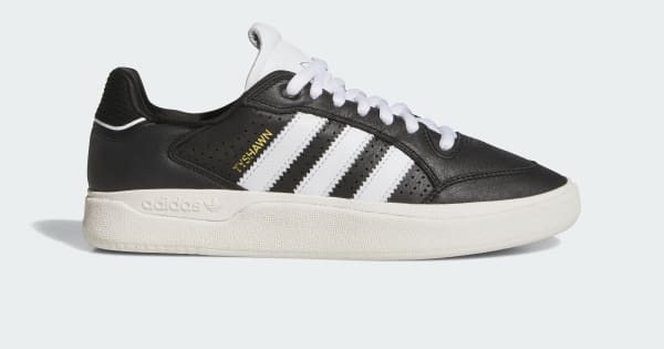 【10日までお取り置き中!!】adidas TYSHAWN LOW タイショーン 10日までお取り置き中!!】adidas TYSHAWN LOW タイショーン