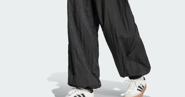 Wide_Leg_Woven_Pants_Black_IW5