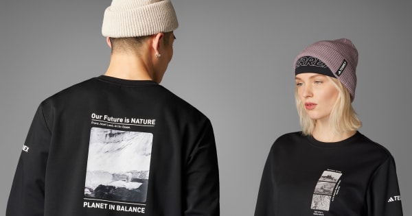 adidas ©National Geographic Long Sleeve Graphic Tee (Gender