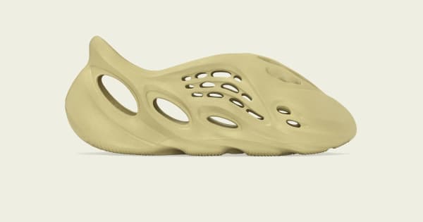 YZY_FOAM_RNR_ADULTS_GV6775_01_