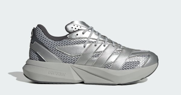 Mercedes-AMG_PETRONAS_F1_-