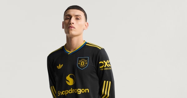 Manchester_United_25-