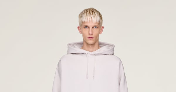 Y-3_FT_Hoodie_KA3114_21_model.jpg