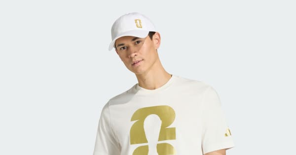 アディダス FIFA ワールドカップ 26 公式エンブレム半袖Tシャツ