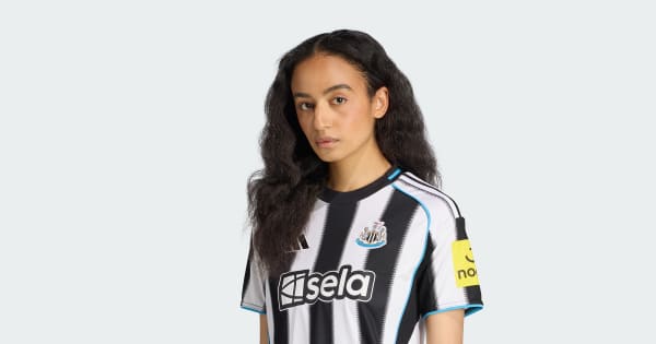 Newcastle_United_FC_25-