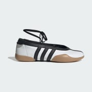 Product colour: Cloud White / Core Black / Gum