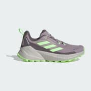 Color del artículo: Preloved Fig / Green Spark / Charcoal
