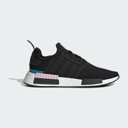 Cor do artigo: Core Black / Core Black / Cloud White