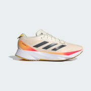 Product colour: Ivory / Core Black / Spark
