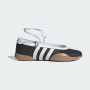 Product colour: Core Black / Cloud White / Gum