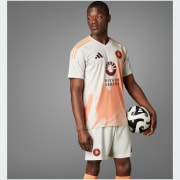 Cor do artigo: Talc / Easy Orange