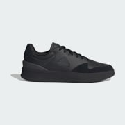 Colour: Core Black / Carbon / Carbon