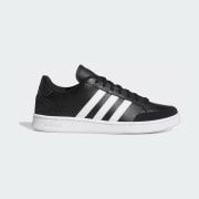 Colour: Core Black / Cloud White / Dove Grey
