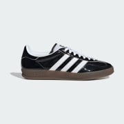 Colour: Core Black / Cloud White / Core Black