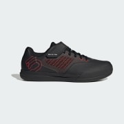Product color: Red / Core Black / Core Black