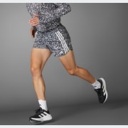 Colour: Dash Grey / Black