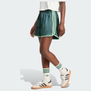 Colour: Mineral Green