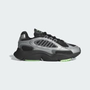 Cor do artigo: Core Black / Carbon / Green Spark