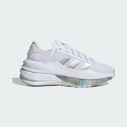 Color del artículo: Cloud White / Silver Metallic / Light Solid Grey