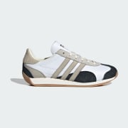 Colour: Cloud White / Putty Grey / Core Black
