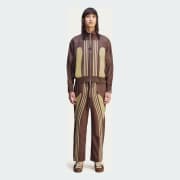 Colour: Brown