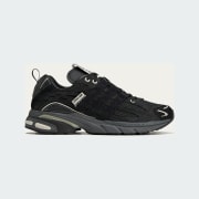 Kód barvy: Core Black / Core Black / Cream White