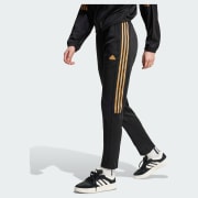 Product color: Black / Team Victory Red / St Tan