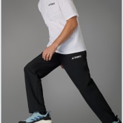 Product color: Black