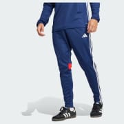 Colour: Team Navy / Red