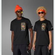 Colour: Black