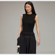 สี: Black