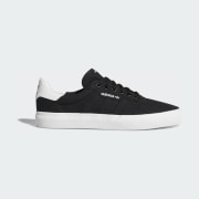 Kód barvy: Core Black / Core Black / Cloud White