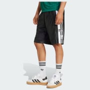 Product color: Black