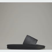 Product color: Black / Black / Black