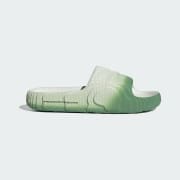Color del artículo: Ivory / Preloved Green / Core Black