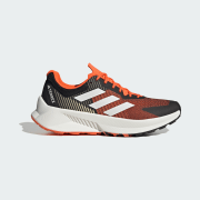 Color del artículo: Core Black / Crystal White / Impact Orange