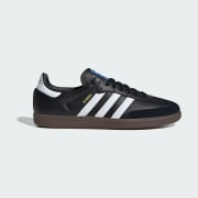 Couleur du produit : Core Black / Cloud White / Gum5